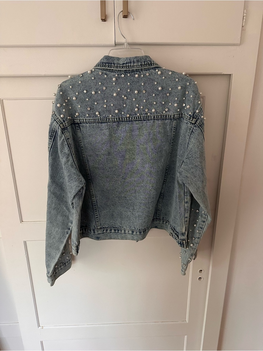 Women’s Pearl-Embellished Light Blue Denim Jacket - Picture 5 of 5